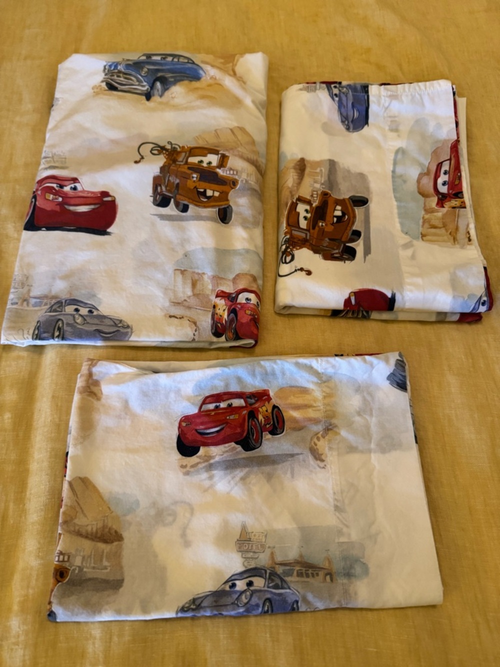 Disney Pixar Cars Toddler Sheet Set - Lightning McQueen & Mater Print